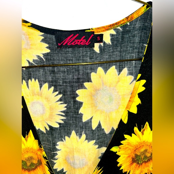 Motel Rocks Sunflower Print Mini Dress - Picture 3 of 3